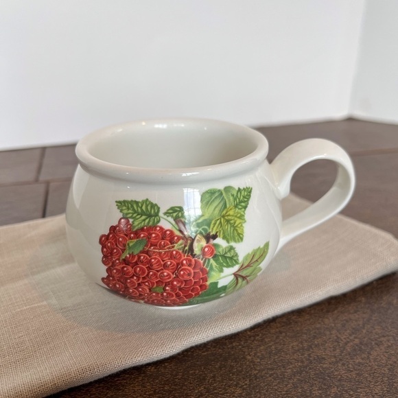 Portmeirion Pomona Footed Breakfast Cup - Picture 4 of 9